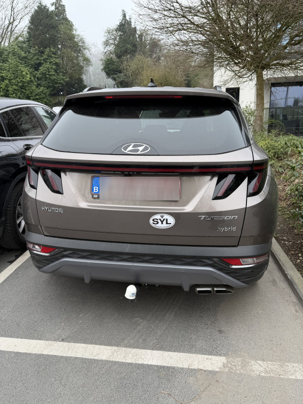 car1.jpg