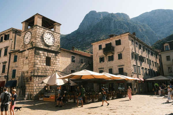 fatih-beki-u56kfx1xgm8-unsplash.jpg